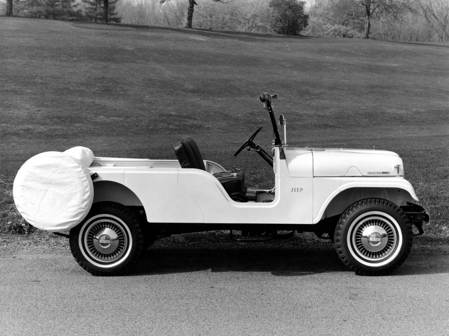  Jeep Tuxedo Park Mark IV 1964 года  (фото 2 из 4)